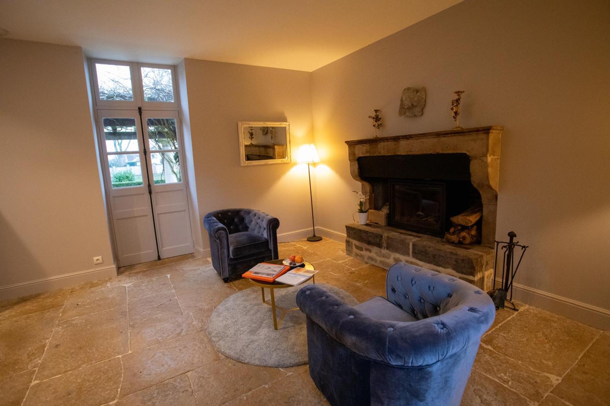 Chateau De Quincey Extérieur photo