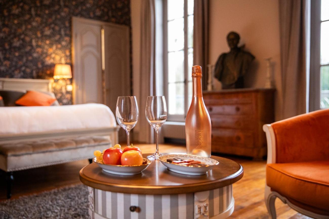 Chateau De Quincey Extérieur photo