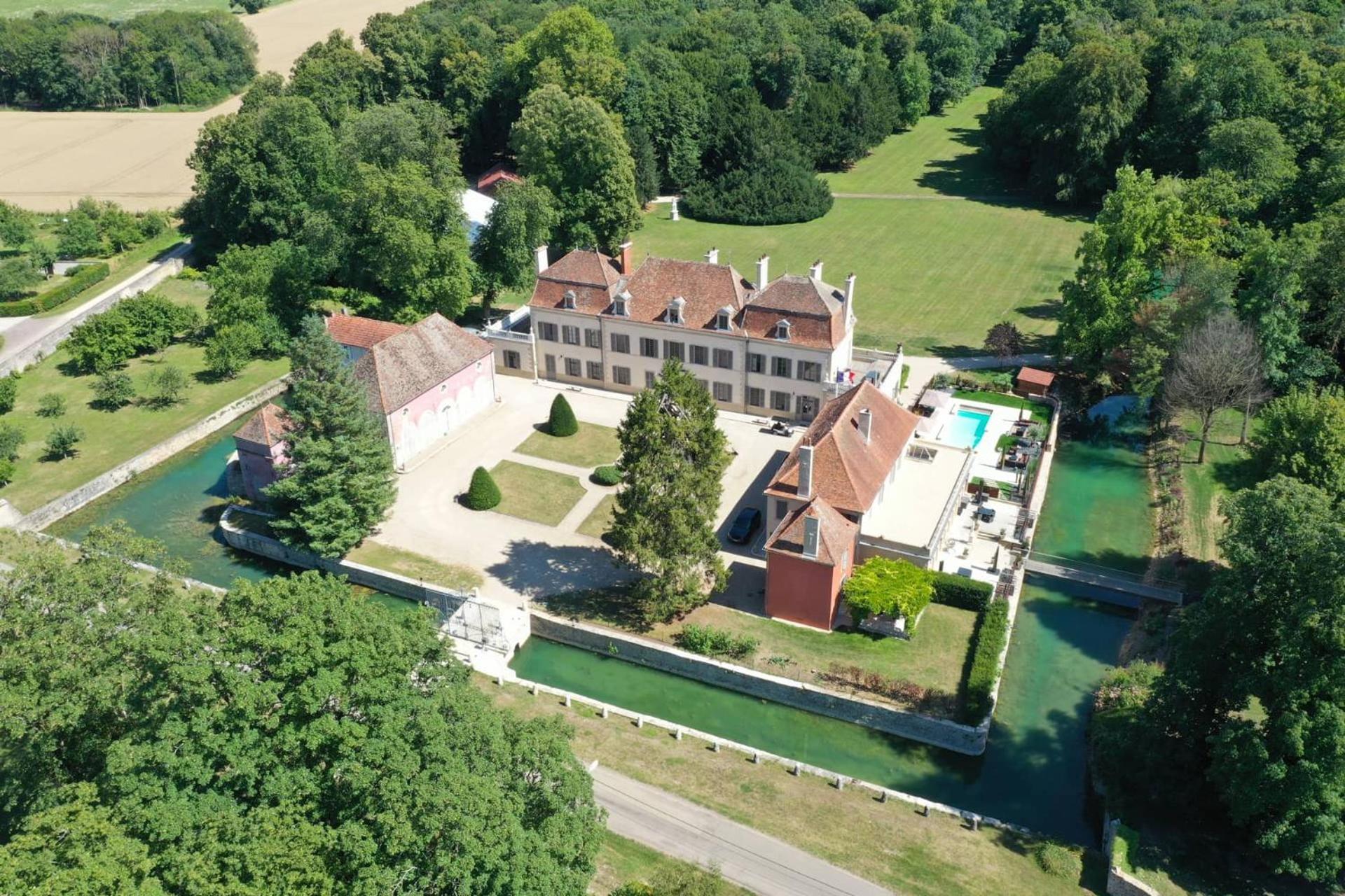 Chateau De Quincey Extérieur photo