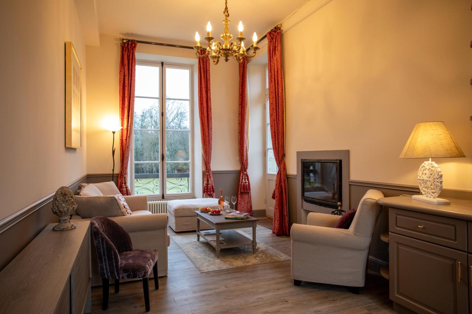 Chateau De Quincey Extérieur photo
