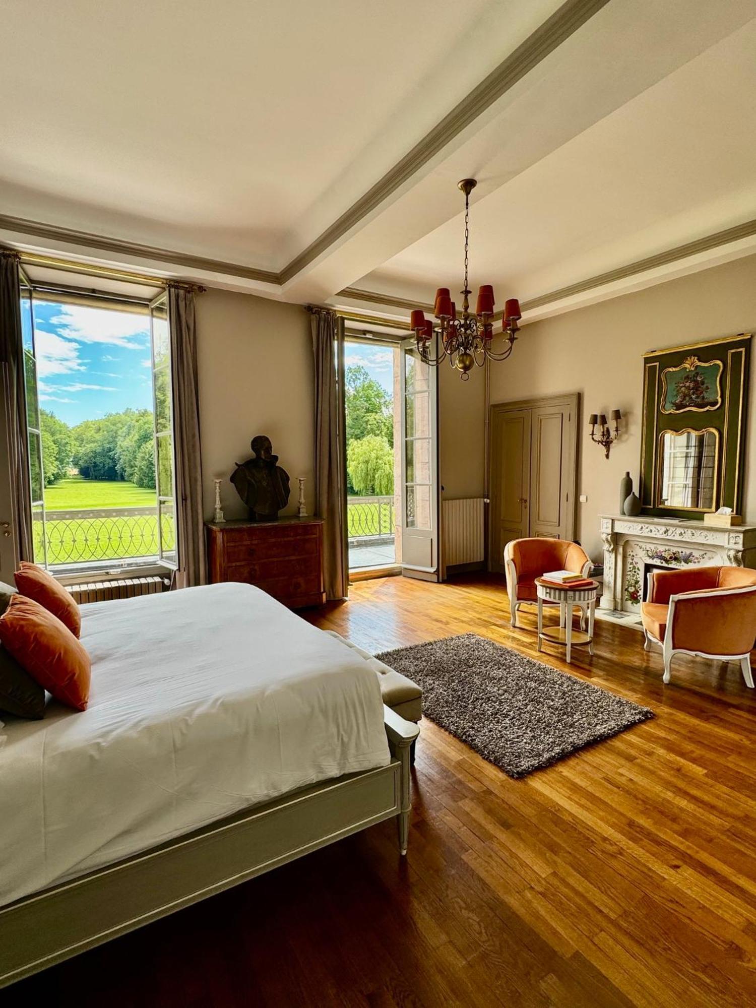 Chateau De Quincey Extérieur photo